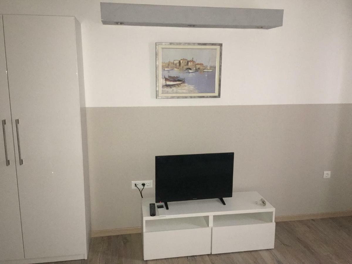 Studio Apartman Dado Apartment บาเล ภายนอก รูปภาพ