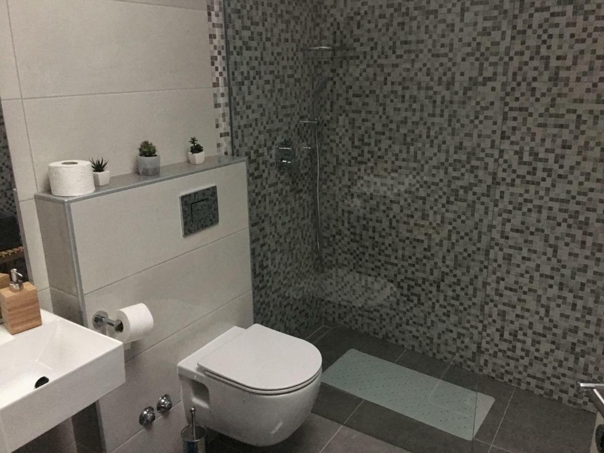 Studio Apartman Dado Apartment บาเล ภายนอก รูปภาพ