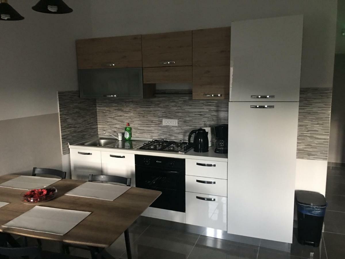 Studio Apartman Dado Apartment บาเล ภายนอก รูปภาพ